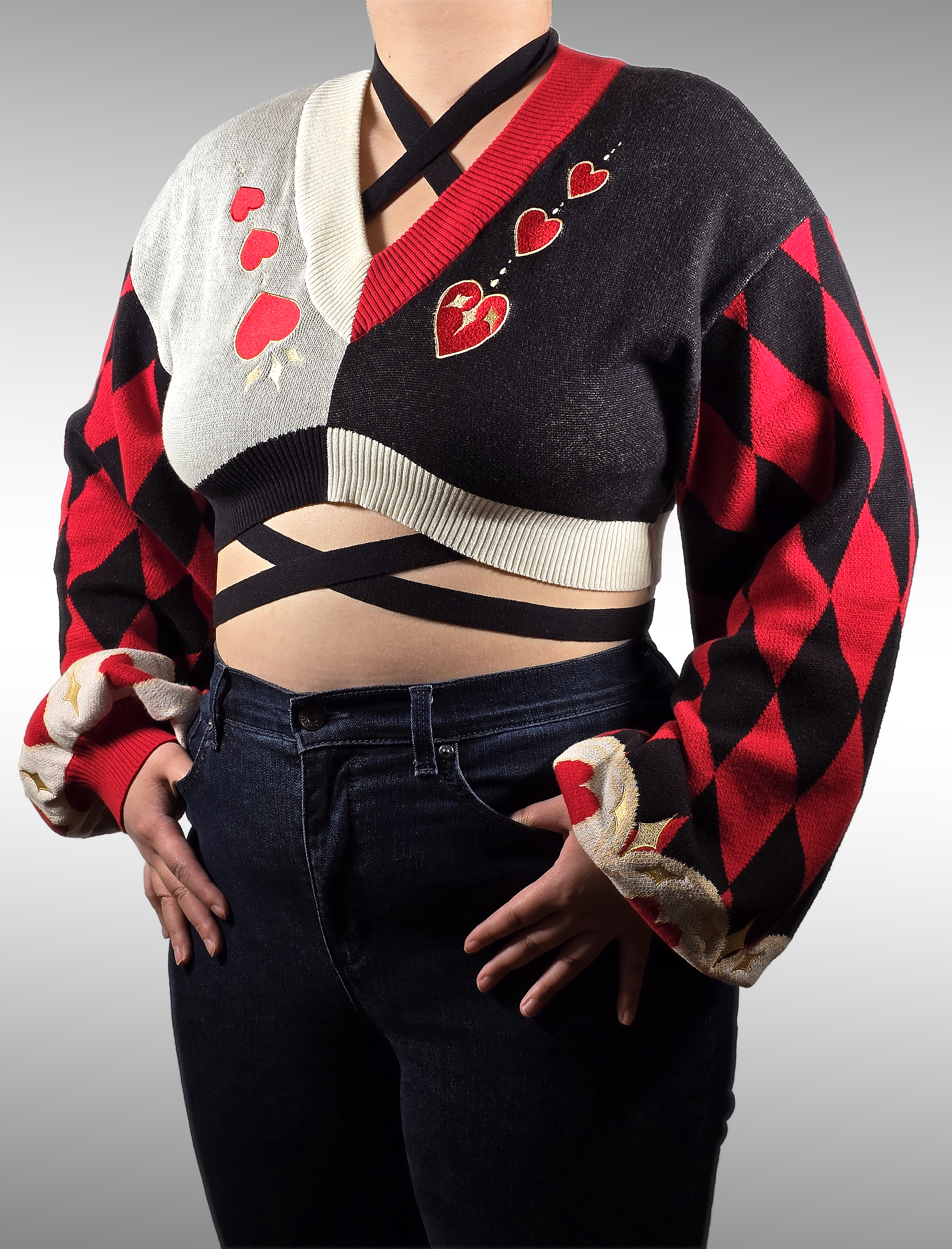 [PRE-ORDER] Queen of Hearts Cropped Sweater