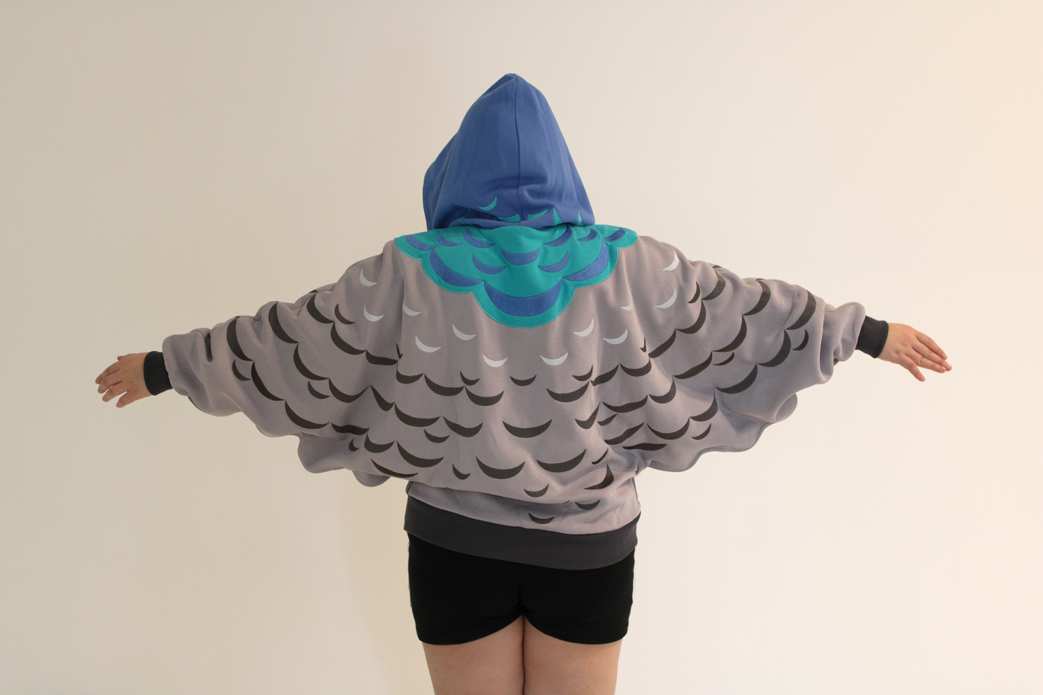 [PRE-ORDER] Pigeon Hoodie UNISEX WEAR