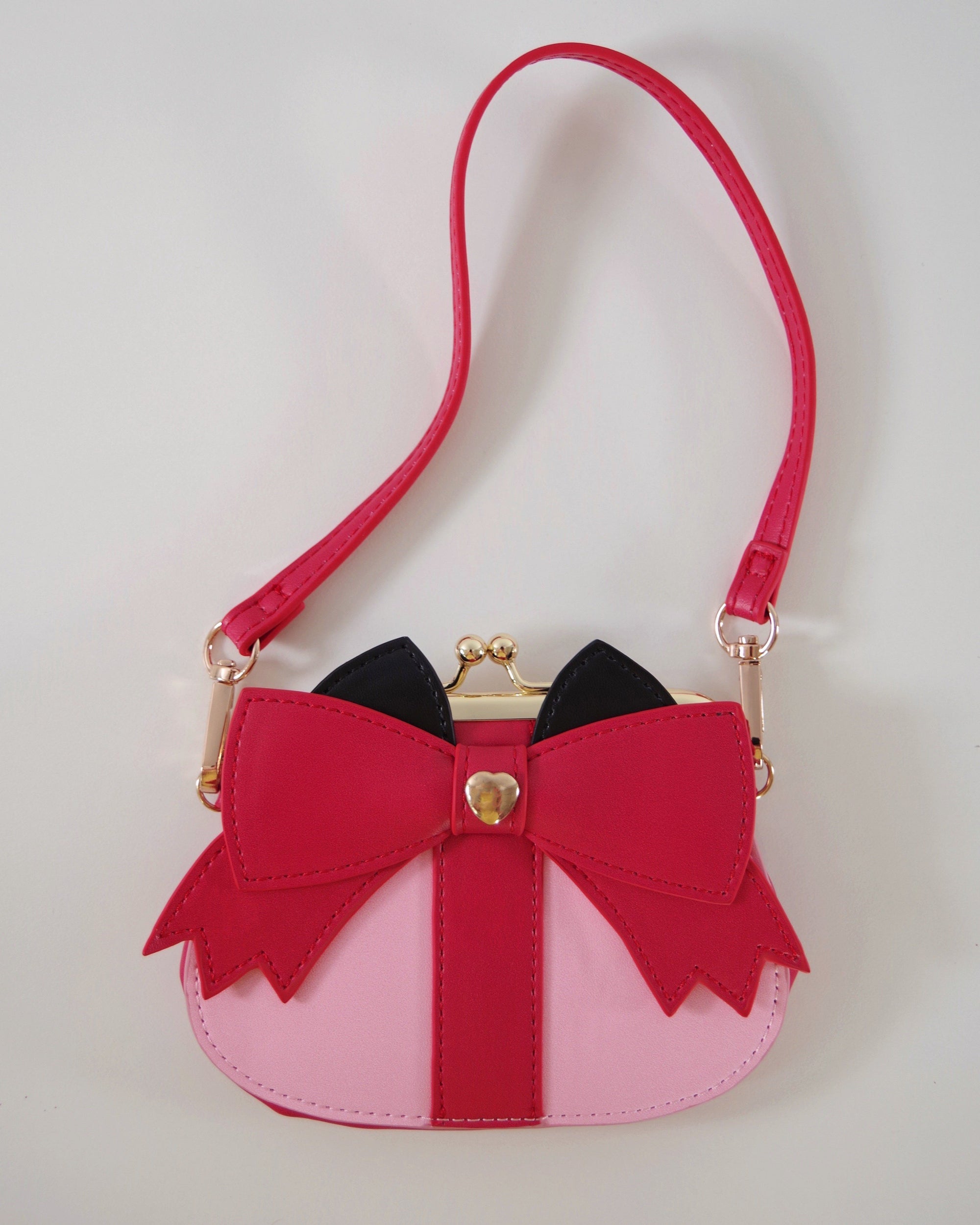 Ichigo Present Bow Coin Purse with Kisslock Opening